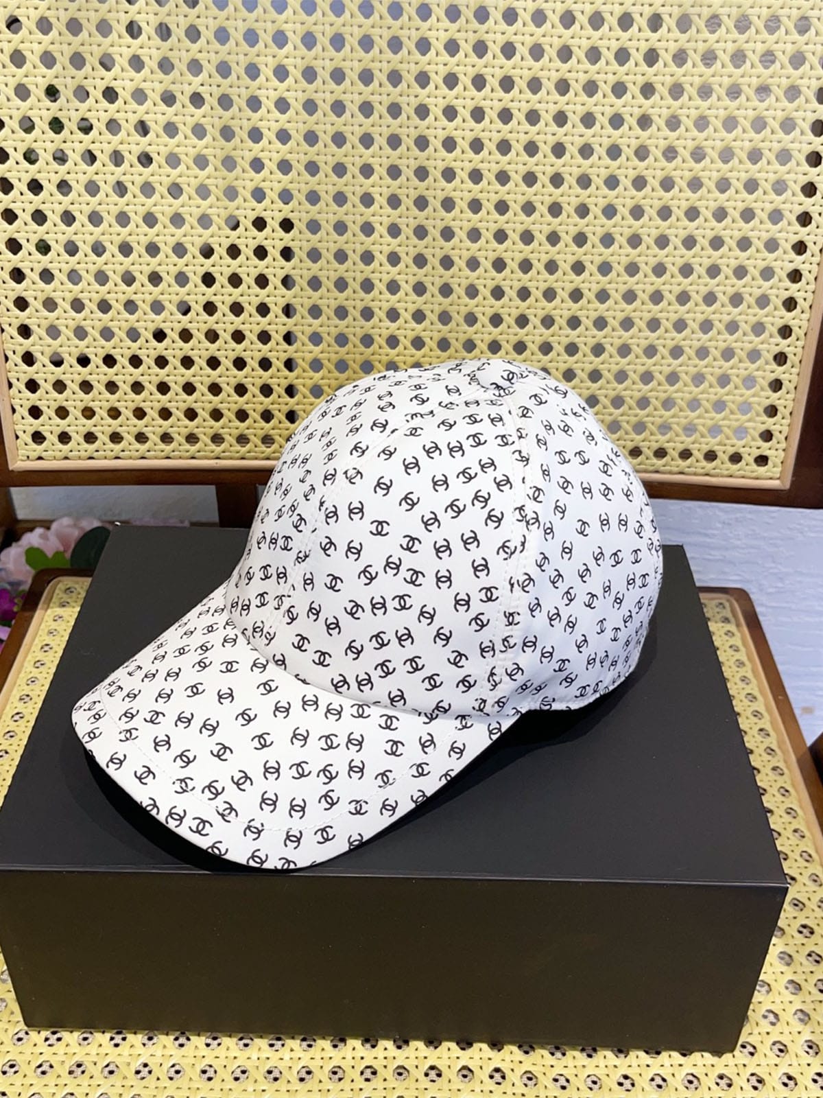 Chanel 24P Canvas Jacquard CC Logo Baseball Cap White_0005_001 Chanel 24P Canvas Jacquard CC Logo Baseball Cap White - Master Quality 1:1 - Image 1