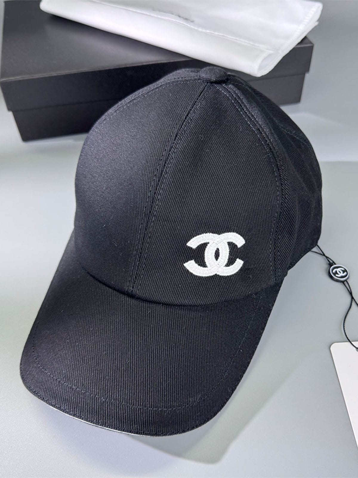 Chanel Pearl CC Baseball Cap (Classic Black Lining) Black_0000_001 Chanel Pearl CC Baseball Cap (Classic Black Lining) Black - Master Quality 1:1 - Image 1